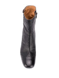 Schwarzer Stiefel mit mittelhohem Absatz