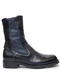 Dunkelblauer flacher Stiefel