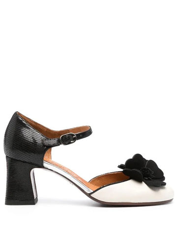 Weißer Schuh mit Absatz – Schwarz