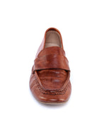 Flacher Lederschuh